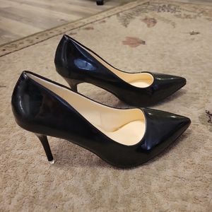 Black patent stiletto heels